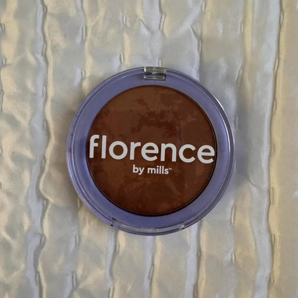 NEW Florence By Mills Out Of This Whirled Marble Bronzer Powder in Warm Tones